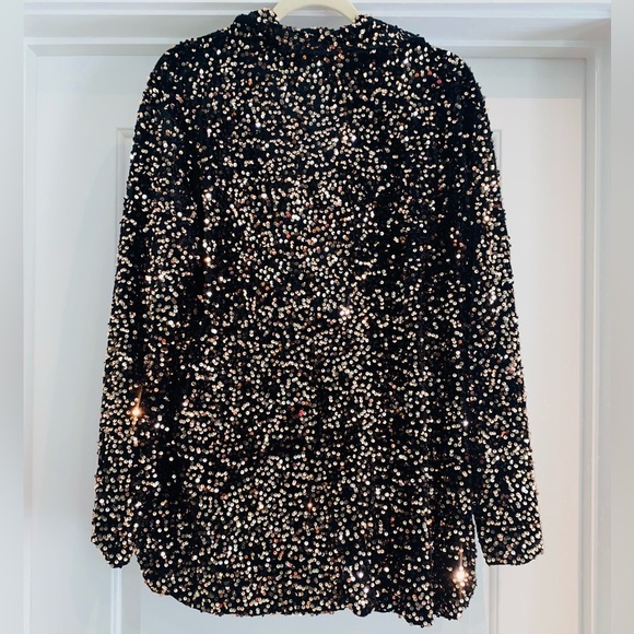 Be the star of the show in the JadyK Nastasia Blazer! - Picture 3 of 5